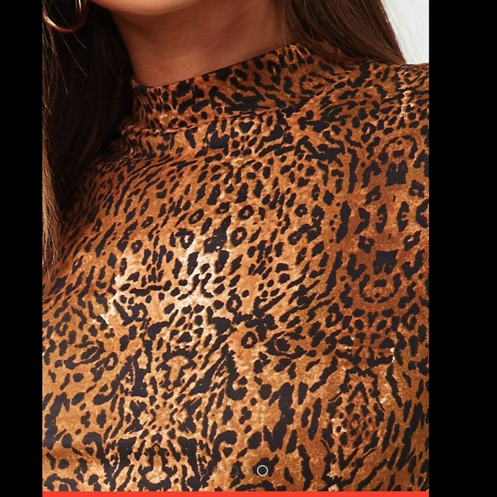 Leopard print Top - Picture 2 of 6
